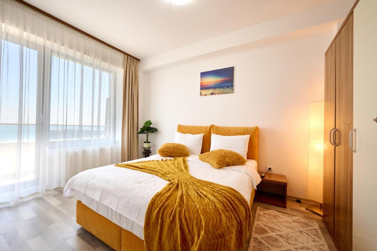 Ena Sunrise Summerland Apartment Mamaia